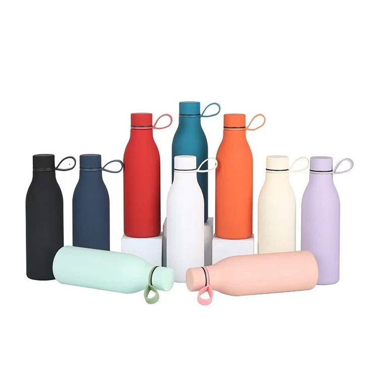 Insulated Tumbler with Secure Grip Handle